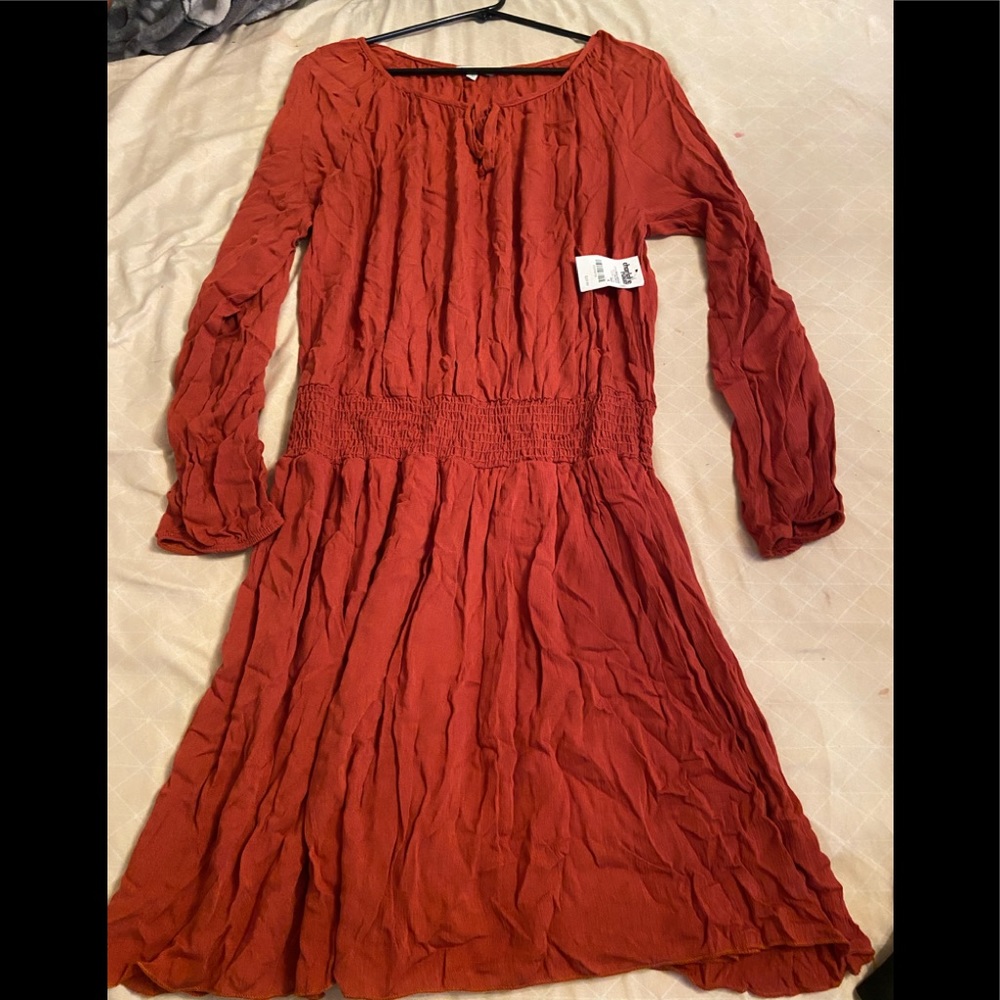 DRESS